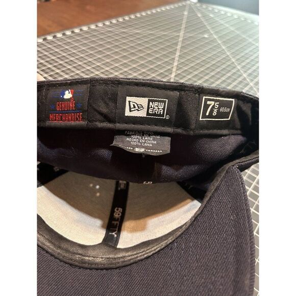 New York Yankees New Era Hat - 7 5/8 - Genuine Merchandise - Embroidered Logo - Picture 3 of 3